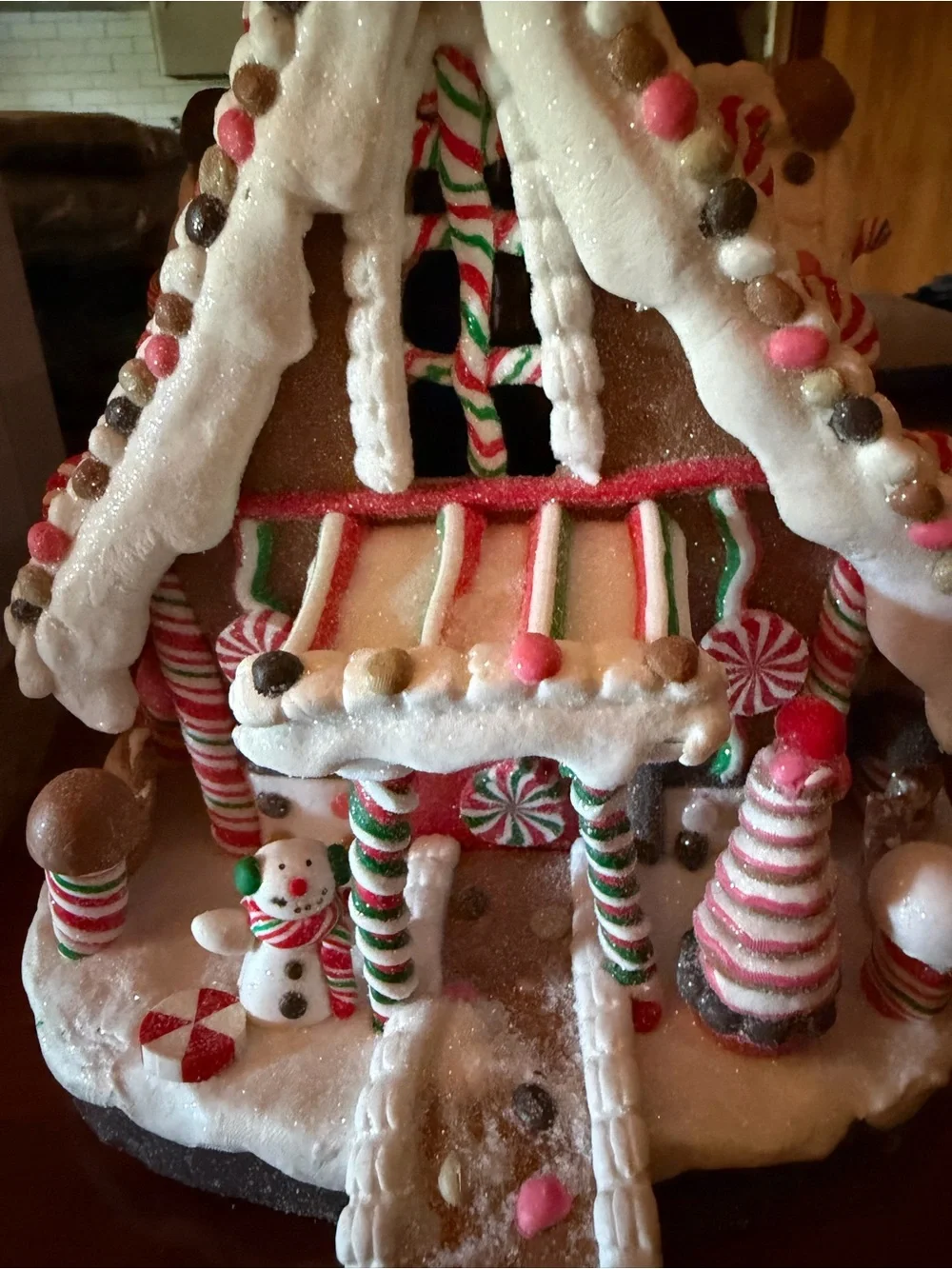 Kurt Adler Lighted Gingerbread Cottage in White, Red, Green
